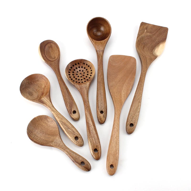 Pourquoi les ustensiles de cuisine en bois sont-ils essentiels pour chaque cuisine moderne