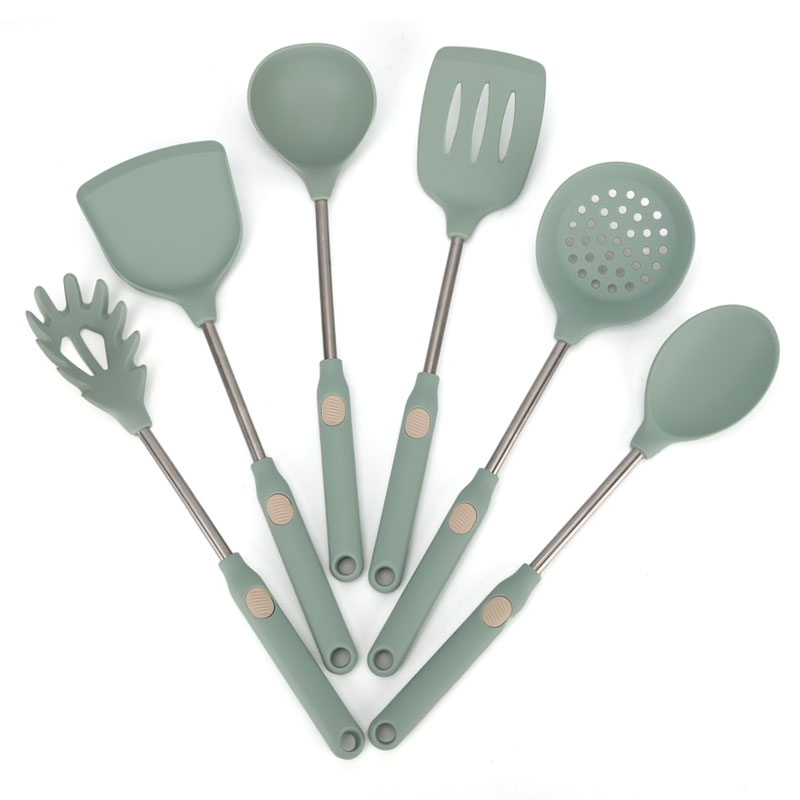 Ensemble complet d'ustensiles de cuisine en silicone